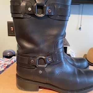 ❤️❤️ PRE LOVED CHRISTIAN LOUBOUTIN❤️❤️